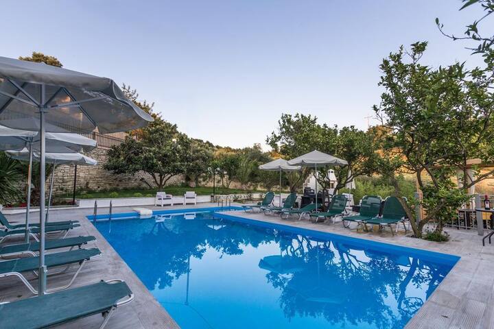 Asteri Suites – Rethymno Pool Getaway Vacation gallery image 3