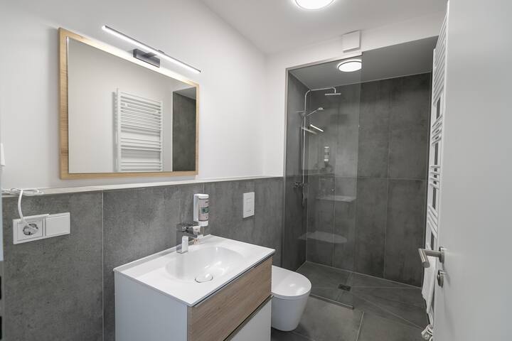 Schöne 3-Zimmerwohnung für Familien und Gruppen gallery image 5