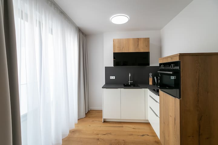 Schöne Zweiraumwohnung im 4.OG mit viel Platz gallery image 2