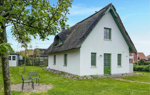 2 bedroom awesome home in Dassow