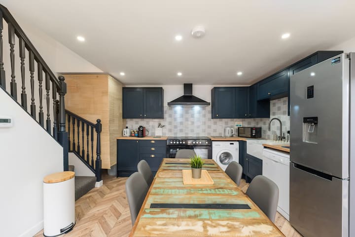 Jersey King – Stylish Bristol House! gallery image 4
