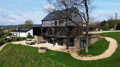 Lu T'Chêne – in the Village of Opont