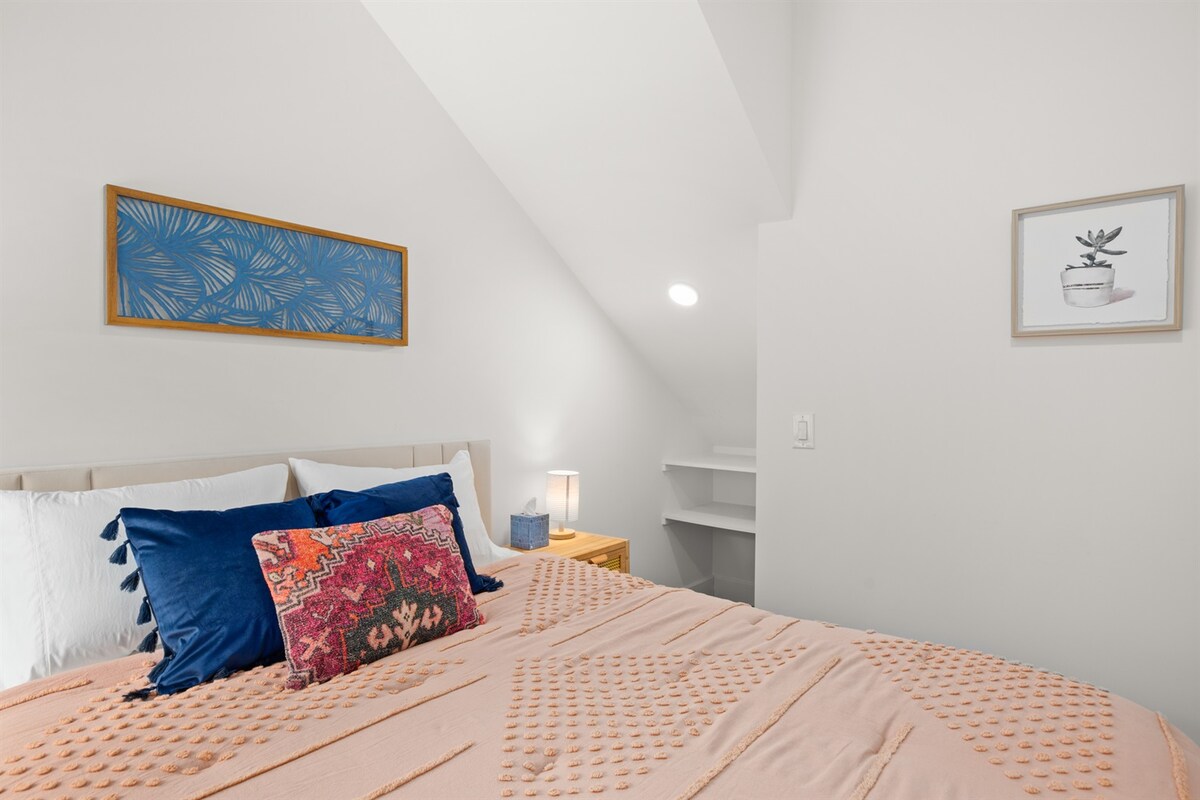 Modern East Austin Gem - Heated Pool - Restaurants