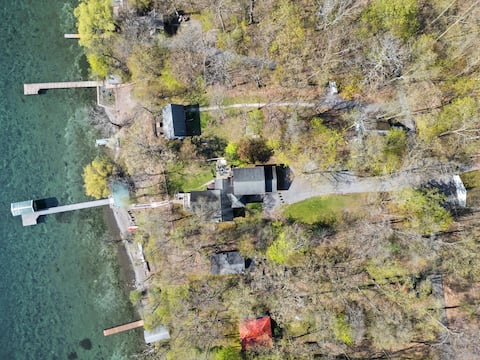 Seneca Wine Trail | Lakefront | Hot Tub | Dock