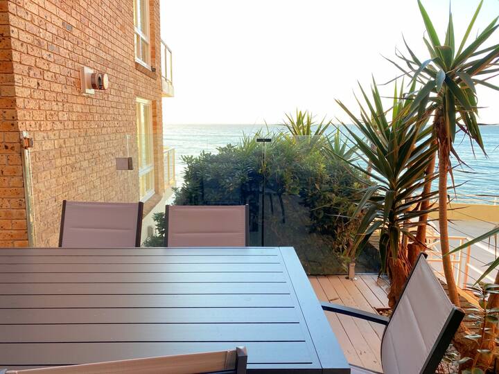 Gobsmacking Views with Direct Beach Access 2