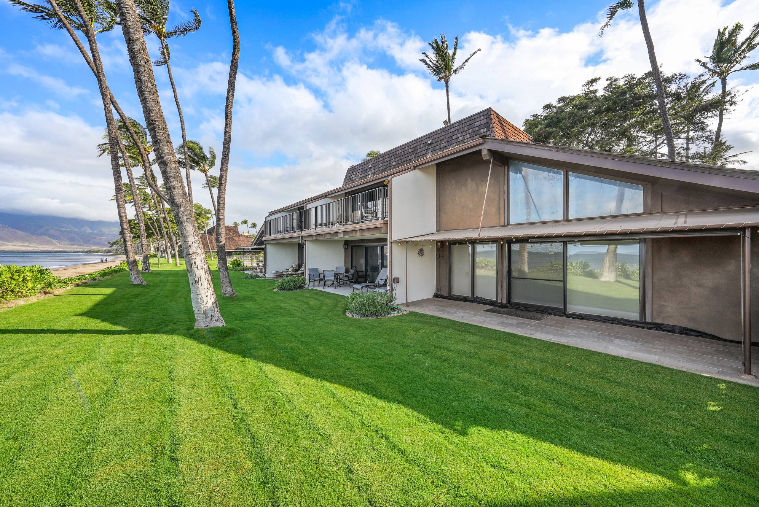 Condo in Kihei · ★4.97 · 2 bedrooms · 4 beds · 2 baths - Image 38