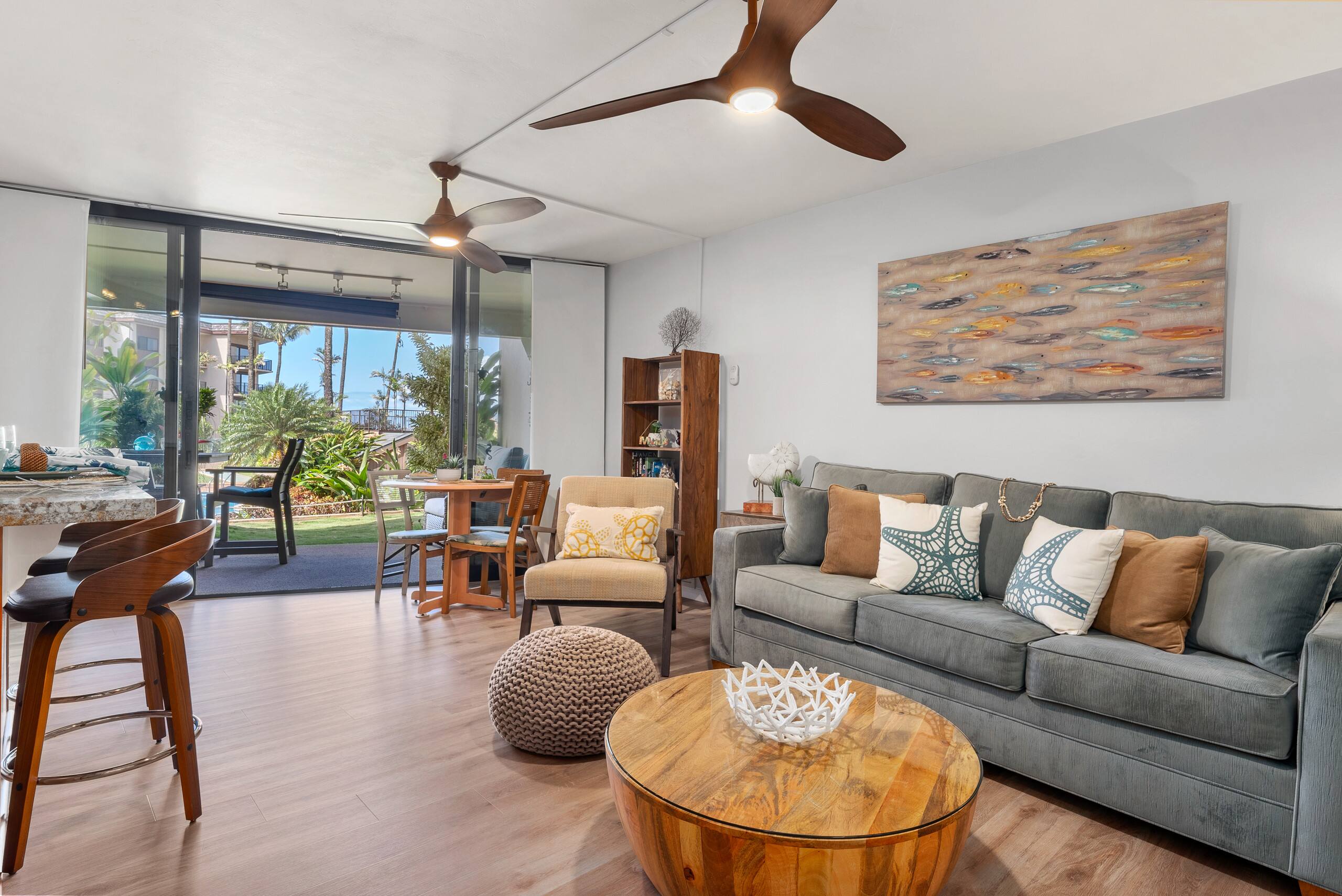 Condo in Lahaina · ★4.63 · 1 bedroom · 2 beds · 1 shared bath - Image 5