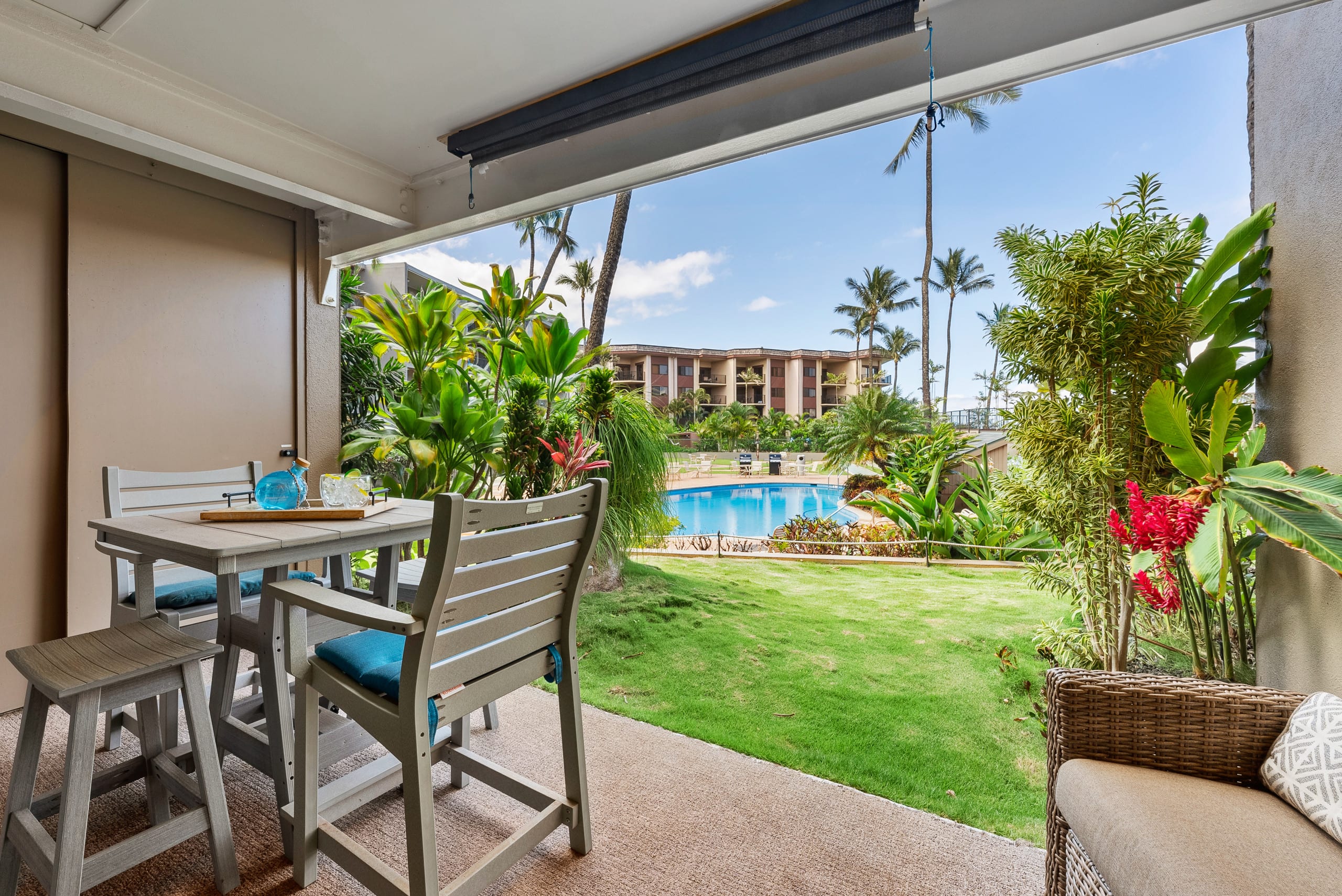 Condo in Lahaina · ★4.63 · 1 bedroom · 2 beds · 1 shared bath - Image 3