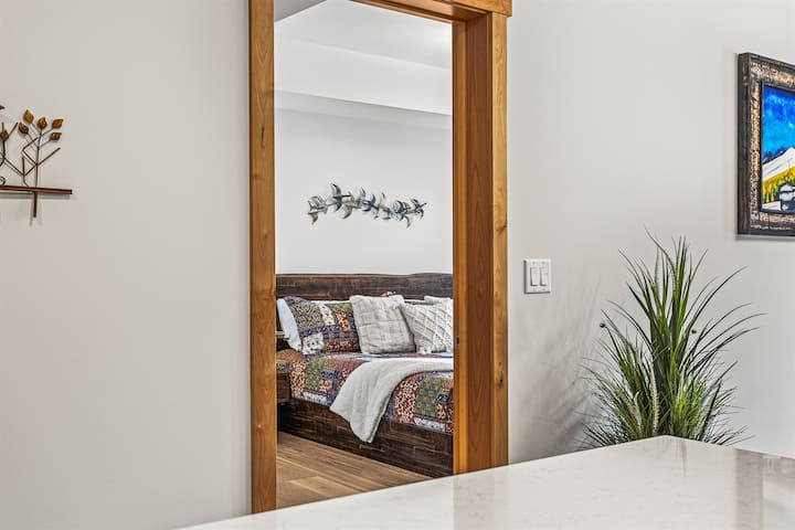 King Master Bedroom