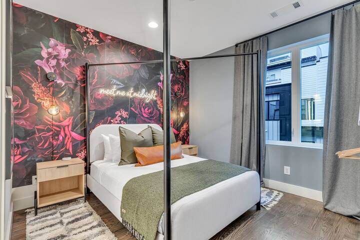 Rooftop Hot Tub – Game Room – 3 Miles to Downtown gallery image 4