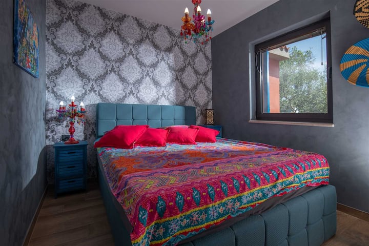 Kitanda cha Bračni 160×200. Sef