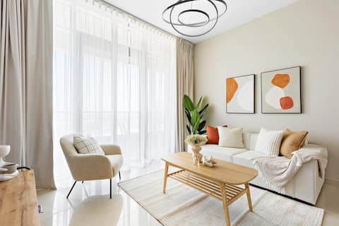 Silkhaus in Julphar | Cozy 1BDR Near Reem Mall