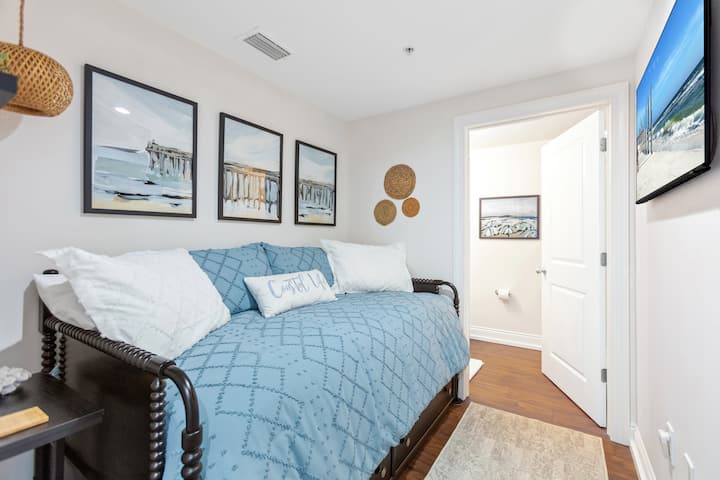 Dhomë gjumi për vizitorë me banjë të bashkangjitur