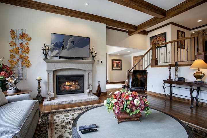 Vail Management Company managed Airbnb listing 1