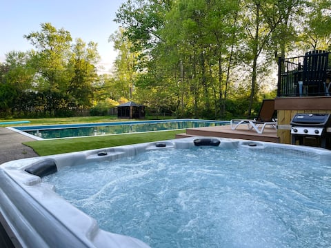 Pool | Kayaks | Hot Tub | Game Rooms | Sleeps 16