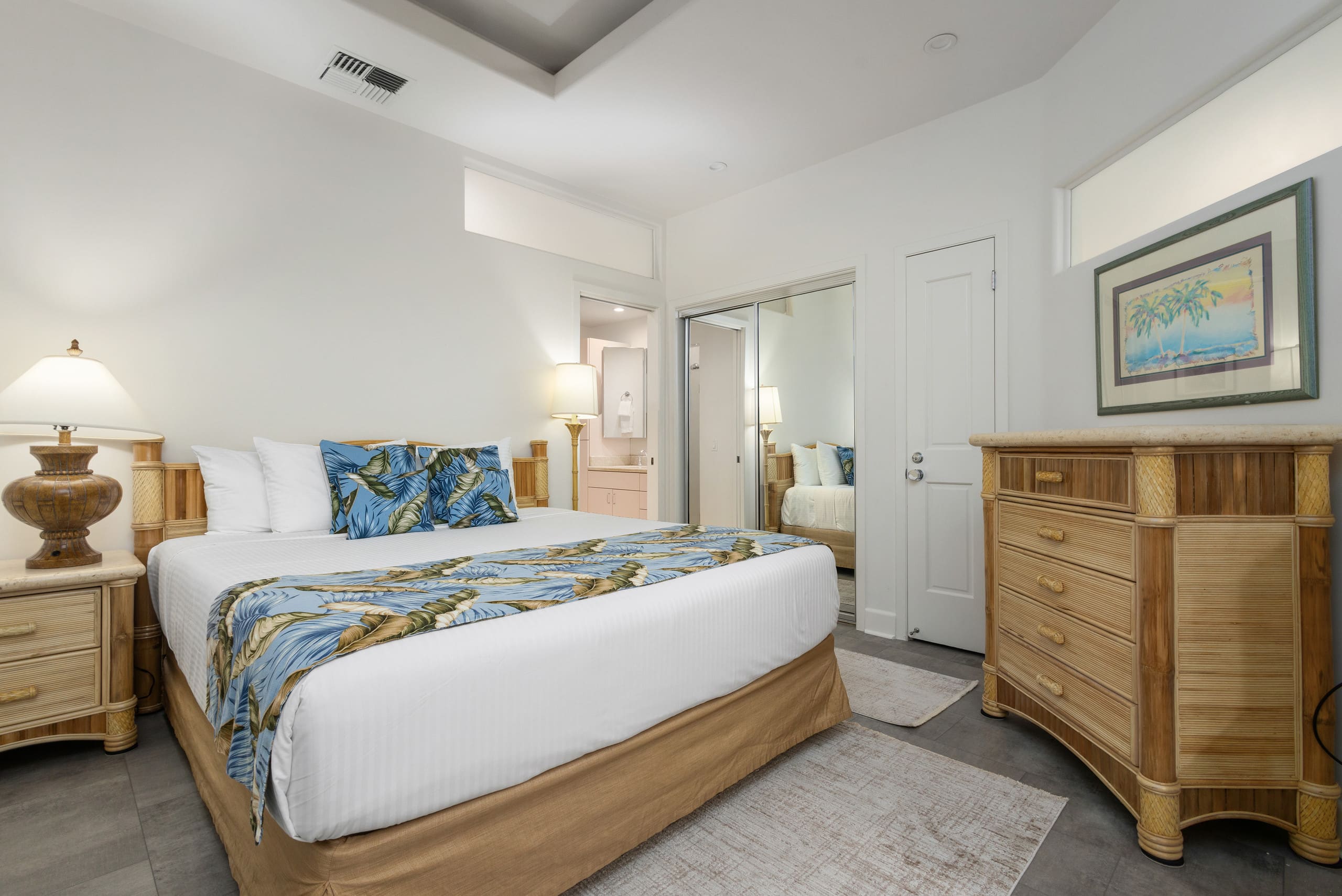 Condo in Lahaina · ★5.0 · 2 bedrooms · 3 beds · 2.5 baths - Image 33
