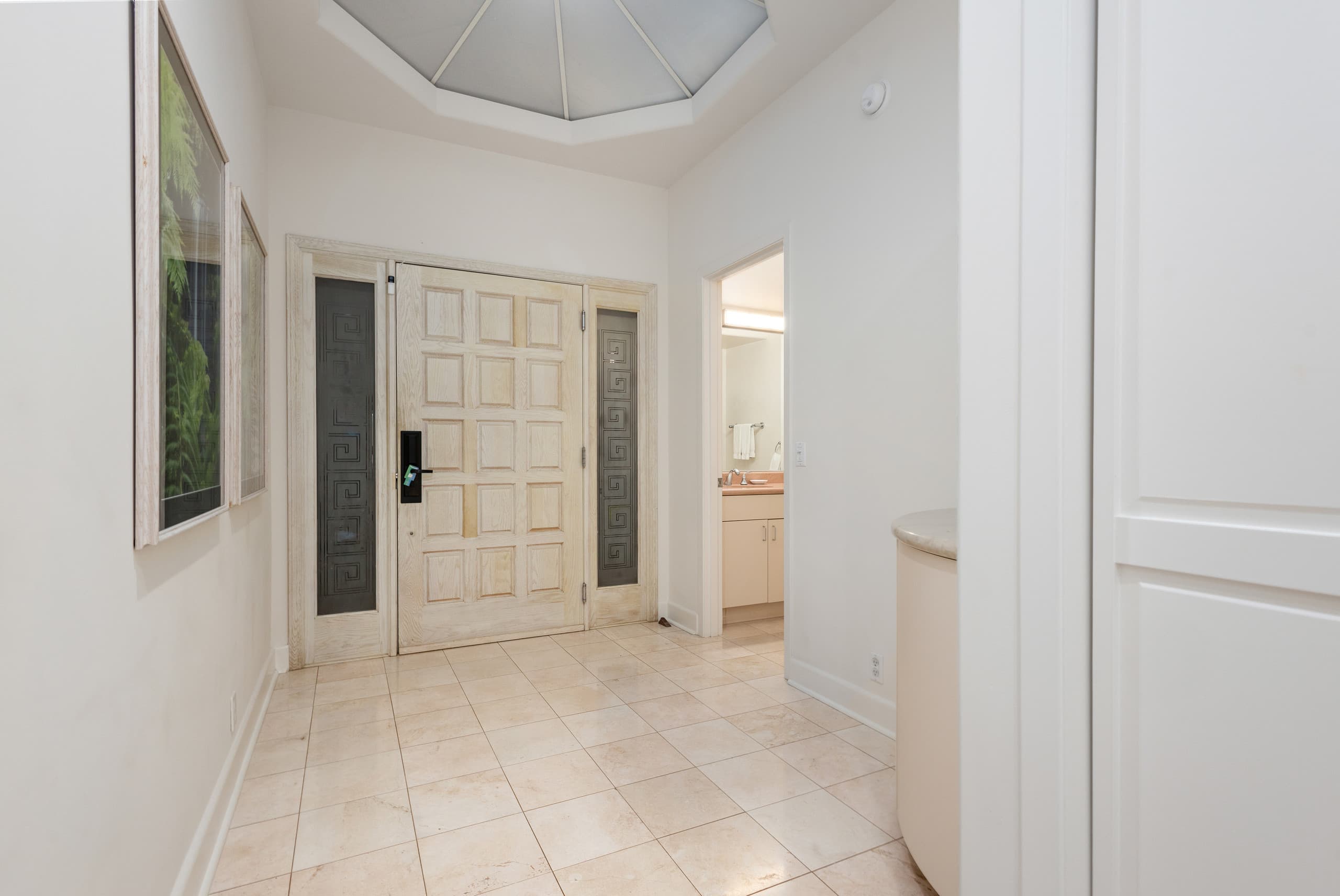 Condo in Lahaina · ★5.0 · 2 bedrooms · 3 beds · 2.5 baths - Image 31