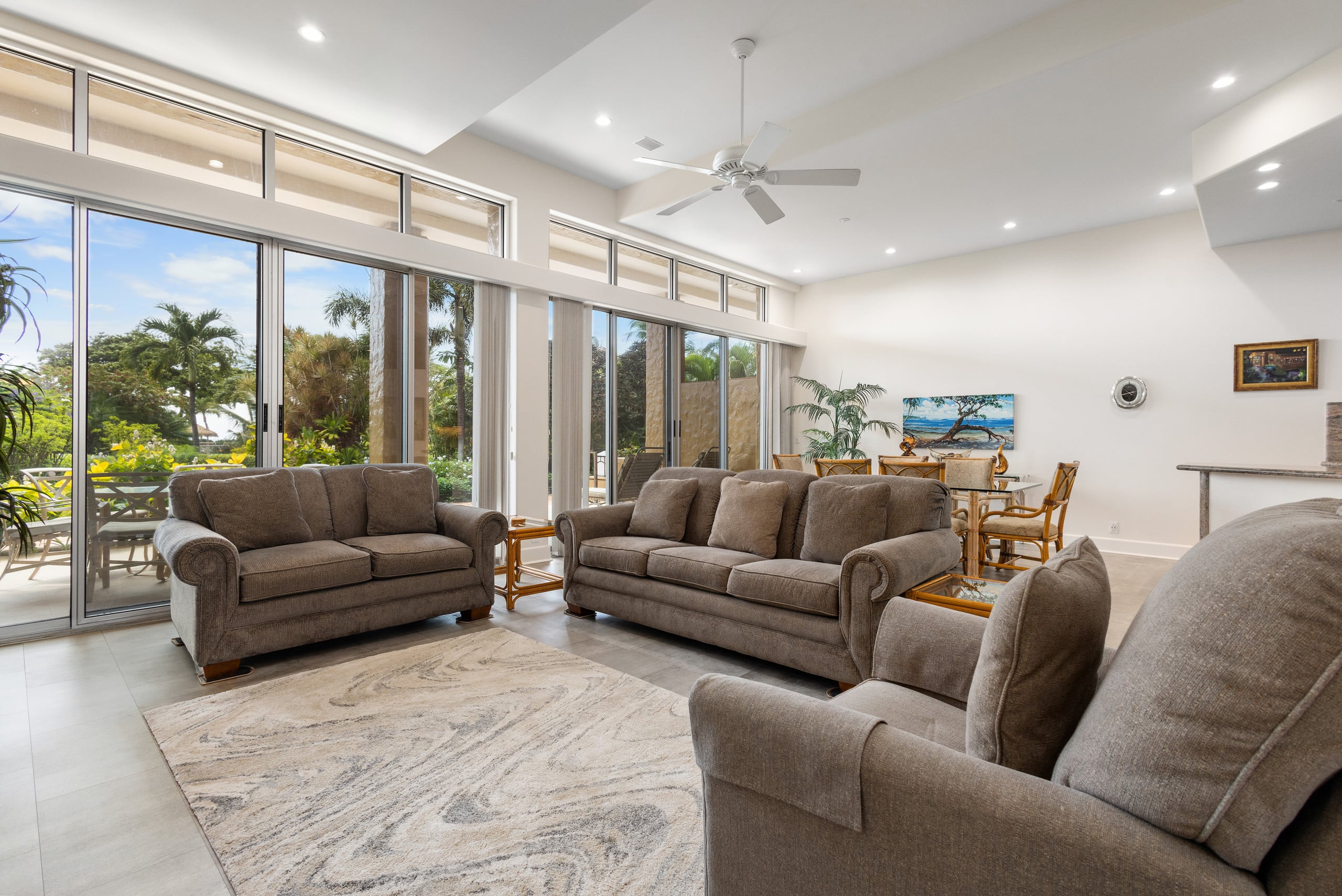 Condo in Lahaina · ★5.0 · 2 bedrooms · 3 beds · 2.5 baths - Image 2