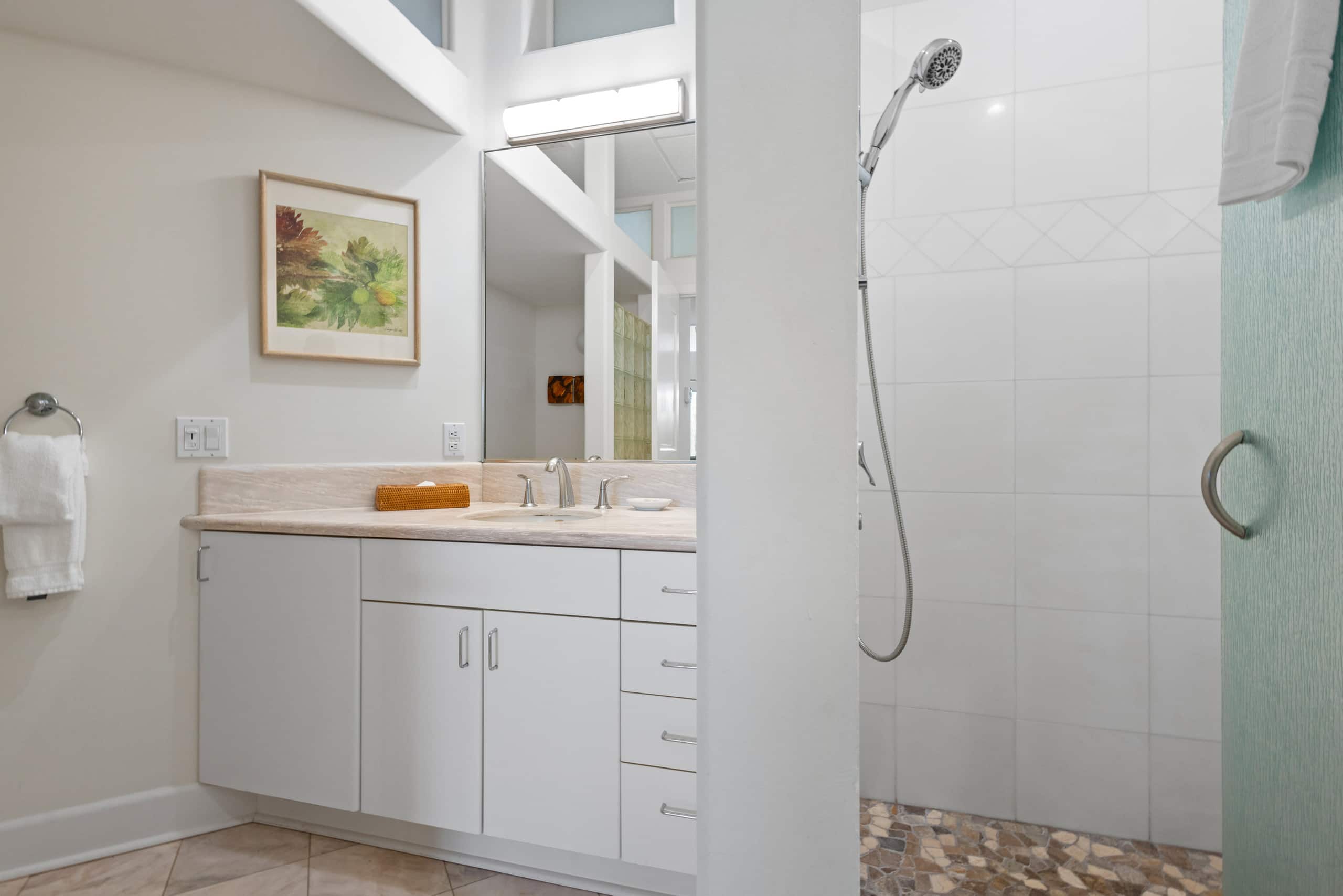 Condo in Lahaina · ★5.0 · 2 bedrooms · 3 beds · 2.5 baths - Image 27
