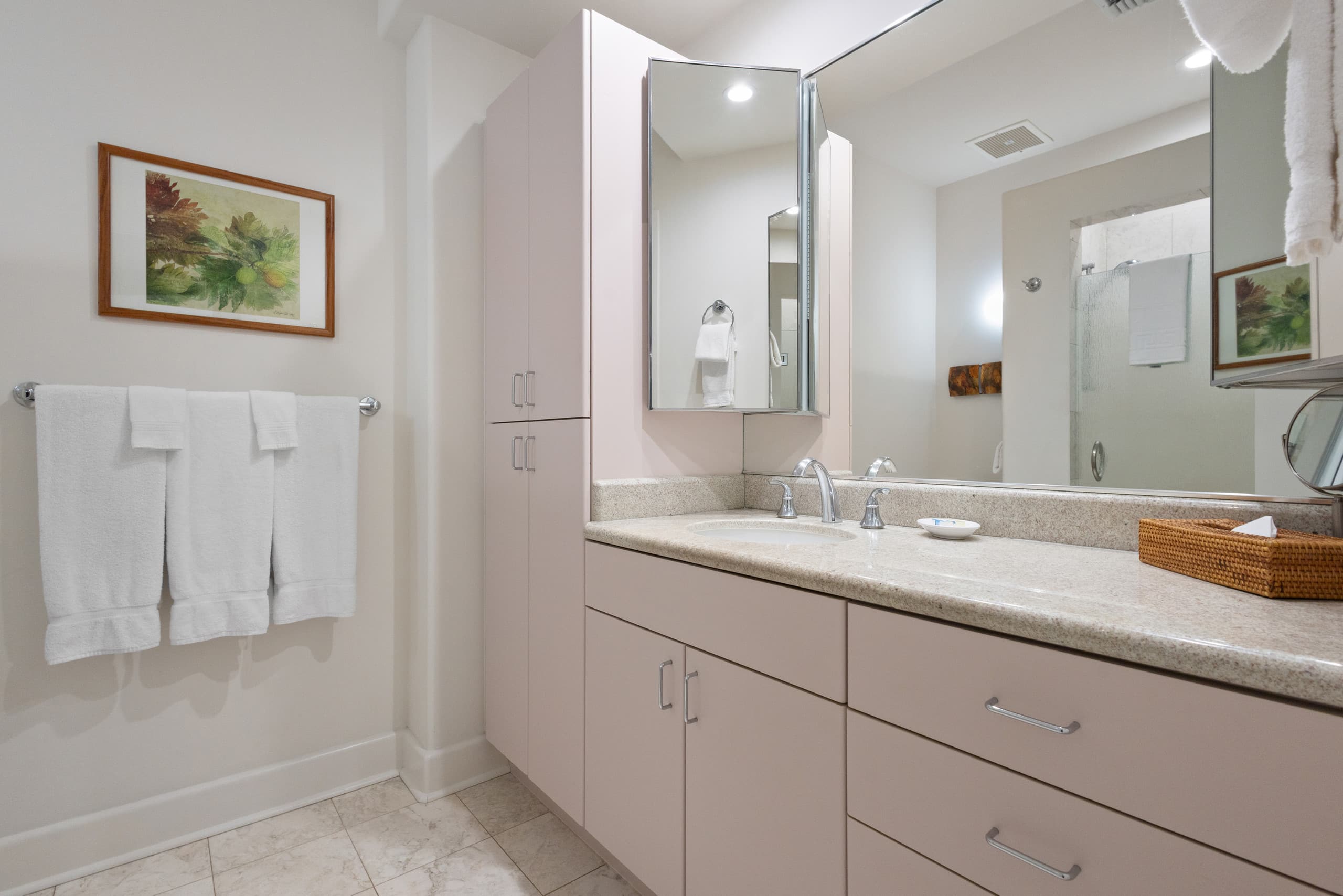 Condo in Lahaina · ★5.0 · 2 bedrooms · 3 beds · 2.5 baths - Image 35