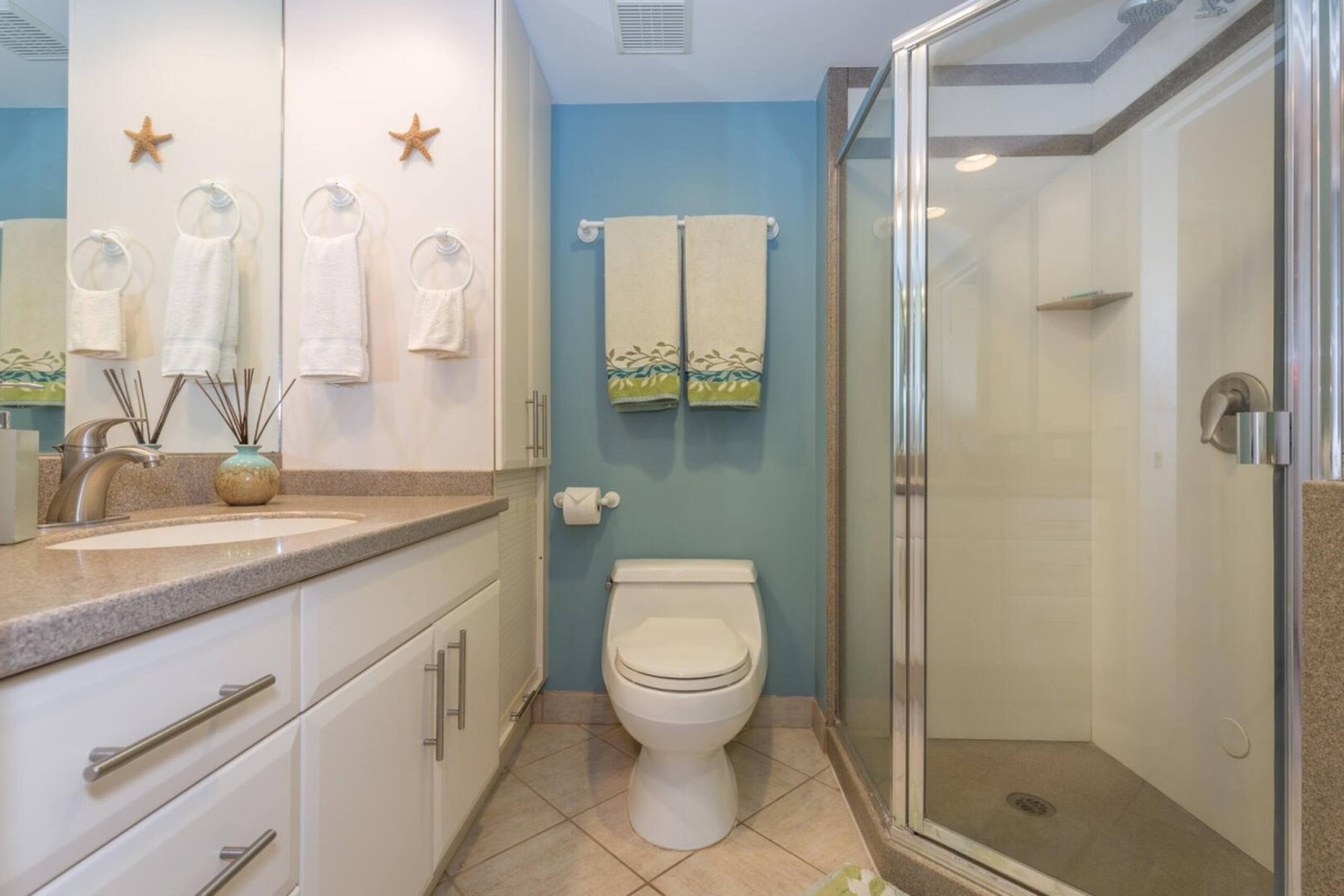 Condo in Lahaina · ★4.67 · 1 bedroom · 2 beds · 1 bath - Image 20