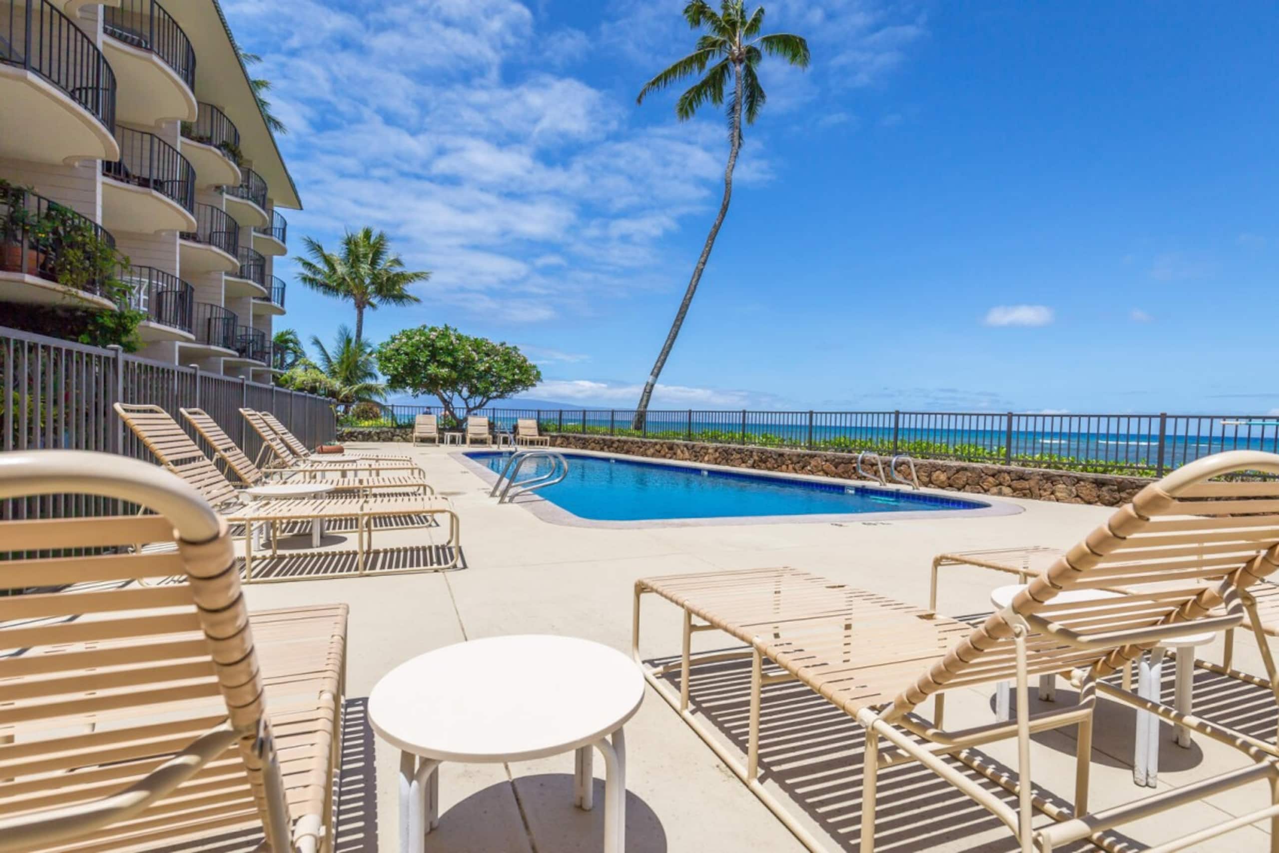 Condo in Lahaina · ★4.67 · 1 bedroom · 2 beds · 1 bath - Image 23