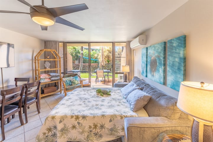 Dnevni boravak s kaučem na razvlačenje, blagovaonica, klima-uređaj