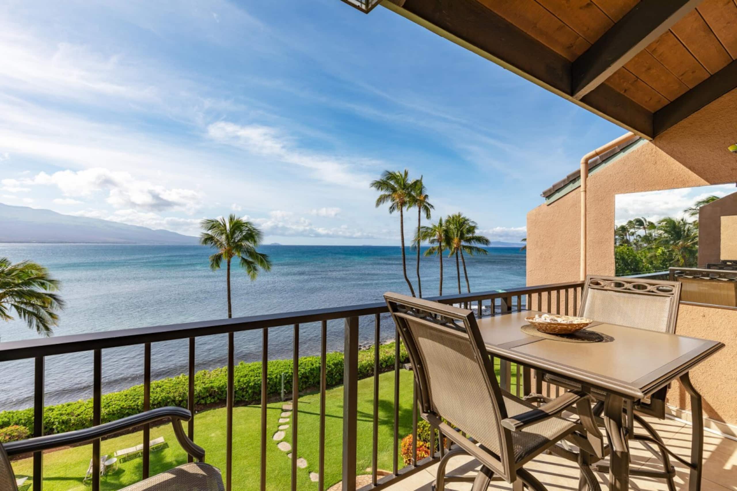 Condo in Wailuku · ★4.63 · 3 bedrooms · 4 beds · 2 private baths - Image 3
