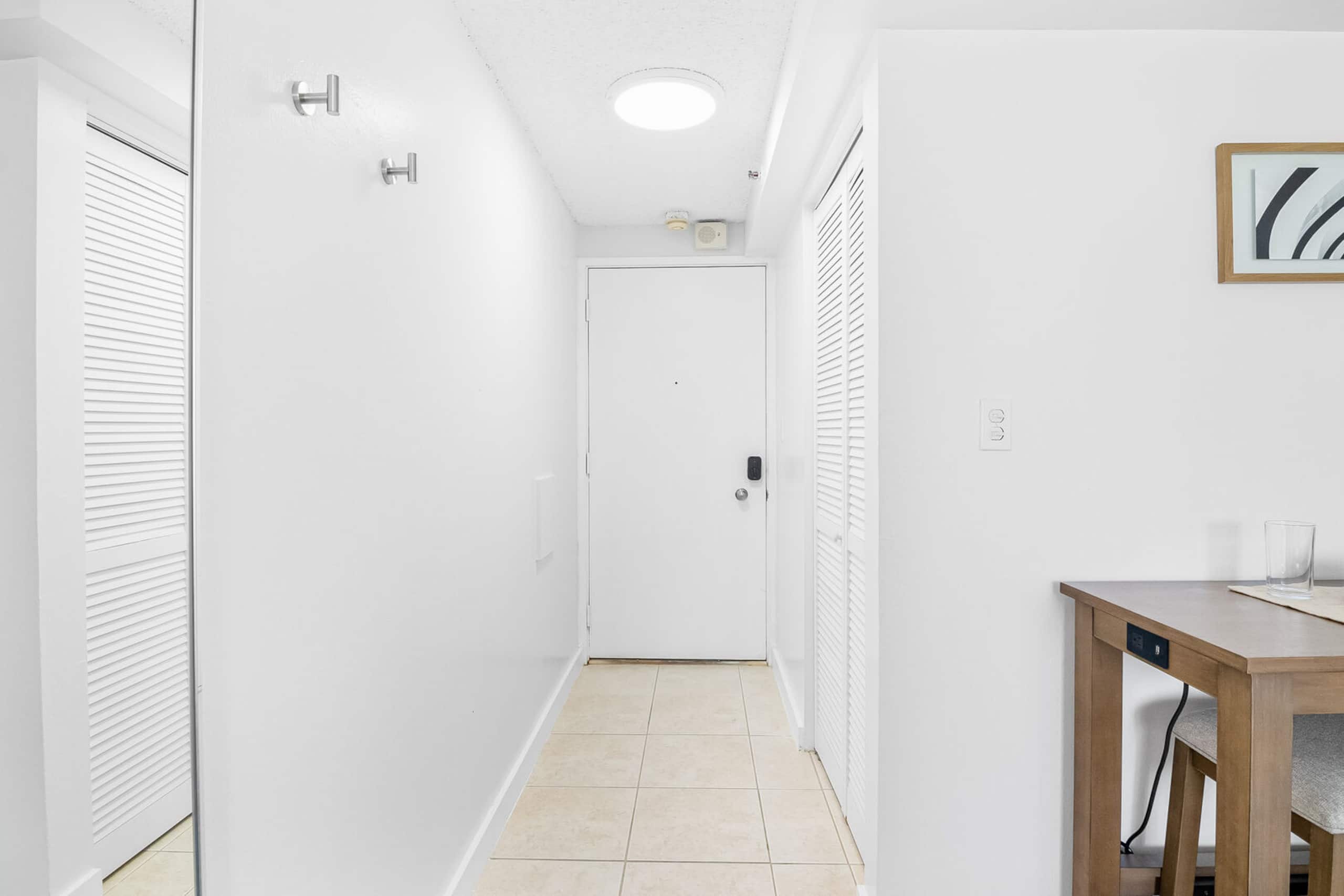 Condo in Honolulu · ★4.56 · 1 bedroom · 1 bed · 1 private bath - Image 8