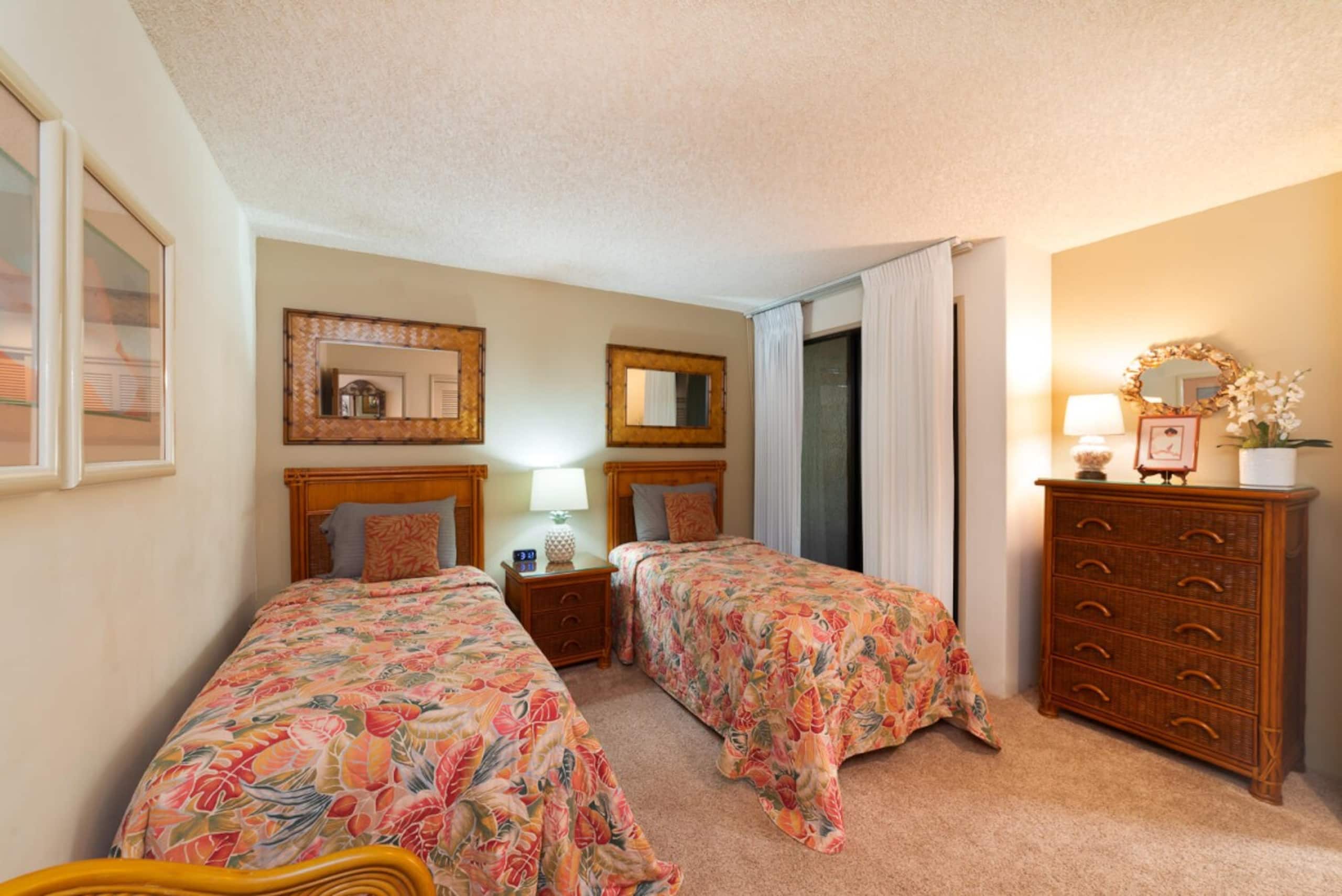 Condo in Lahaina · ★5.0 · 2 bedrooms · 4 beds · 2 baths - Image 5