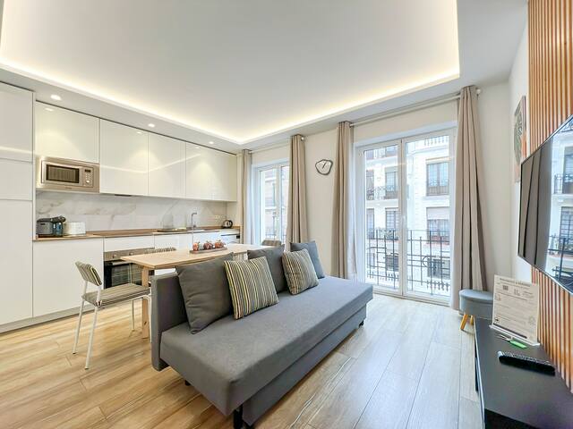 Piso luminoso en Barrio de Salamanca 2 hab. 2 baño