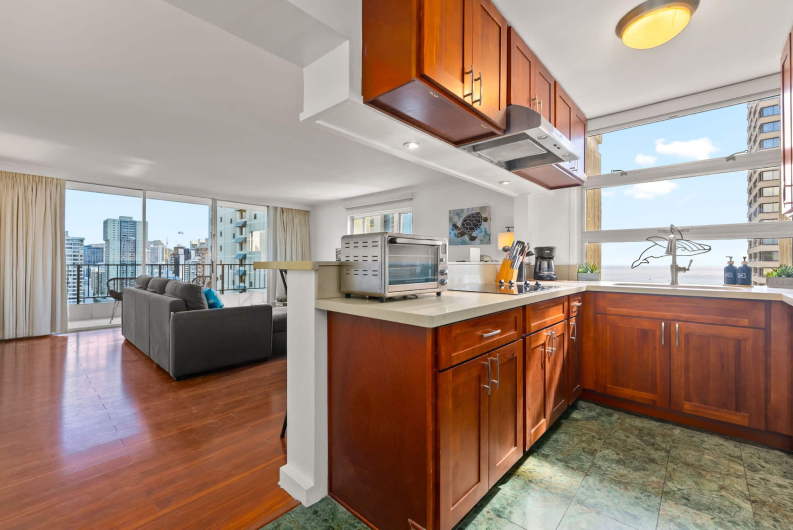 *Honu Hale: Penthouse 2 BDR Ocean View Waikiki* - Image 25