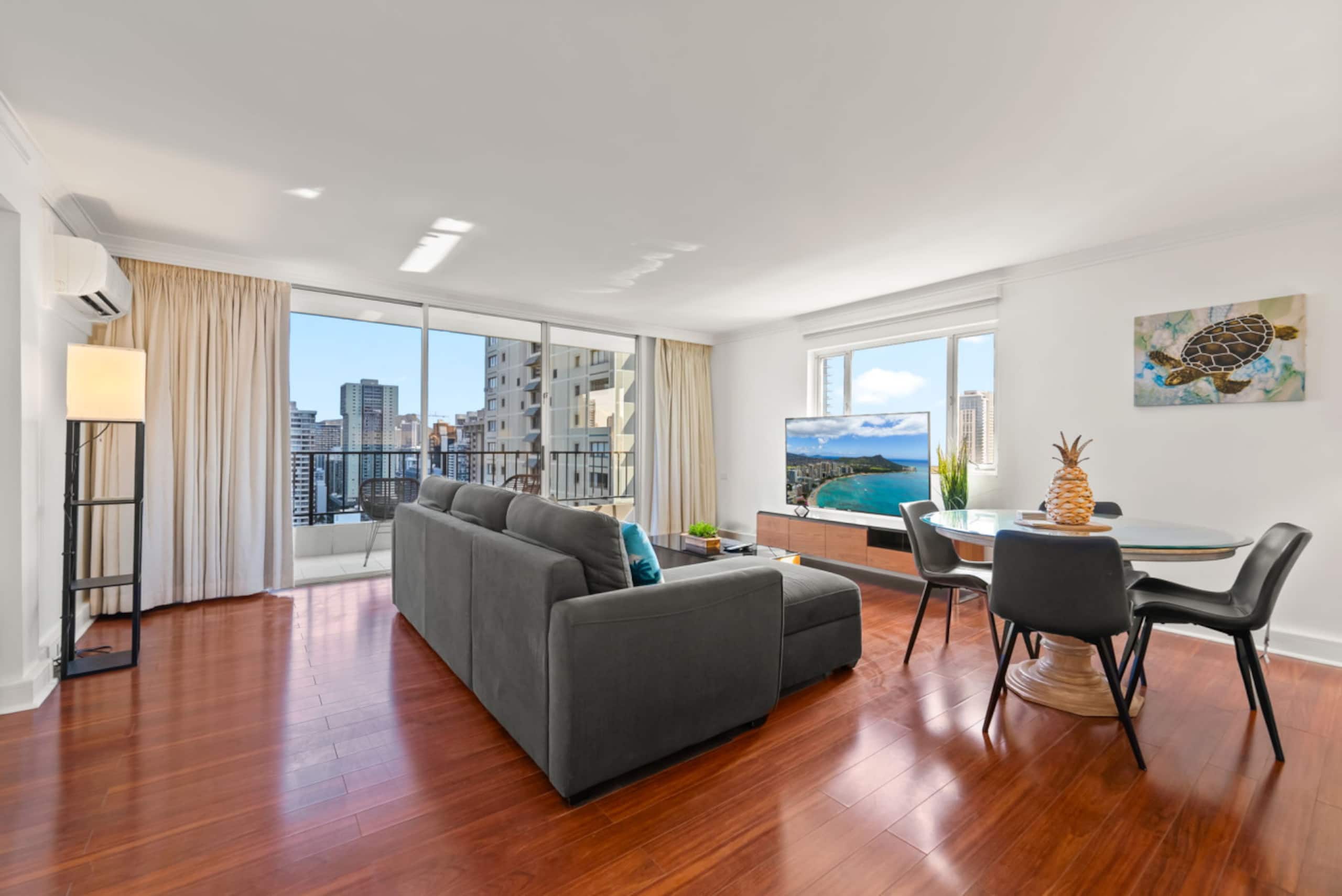*Honu Hale: Penthouse 2 BDR Ocean View Waikiki* - Image 23
