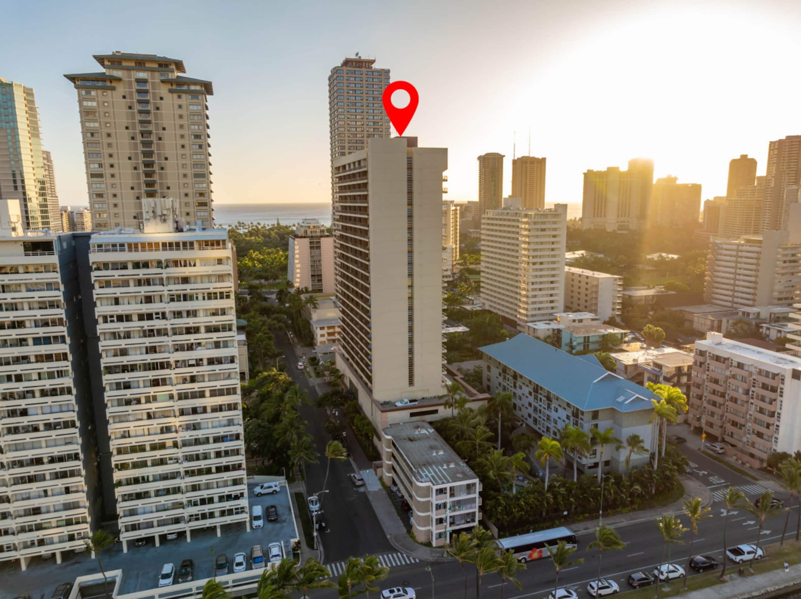 *Honu Hale: Penthouse 2 BDR Ocean View Waikiki* - Image 64