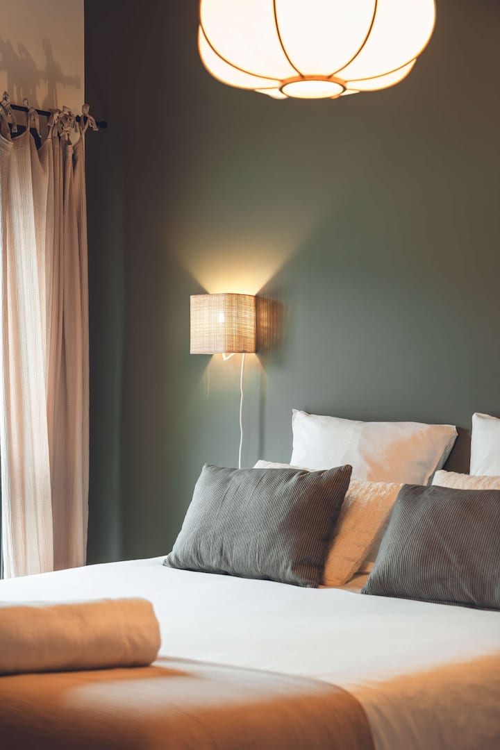 Manželská posteľ veľkosti King – Chata pre 8 osôb – L'authentique – Station des Rousses