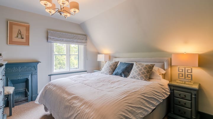 Bedroom Two, Old Laundry, Bolthole Retreats
