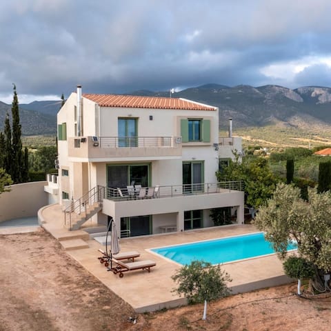 Elia Country House Villa