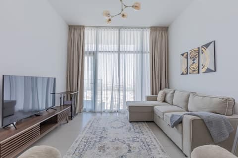 Top Airbnb: Beautiful view, fully-equipped 1BDR apartment in Hadaeq Sheikh Mohammed Bin Rashid