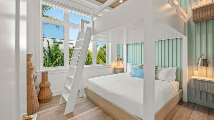 Phòng ngủ số 3 - Giường cỡ King/King và phòng tắm khép kín