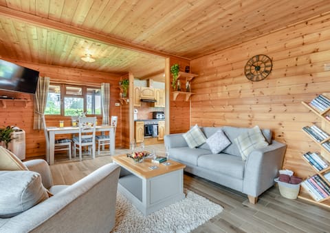 Wild Meadow Lodge