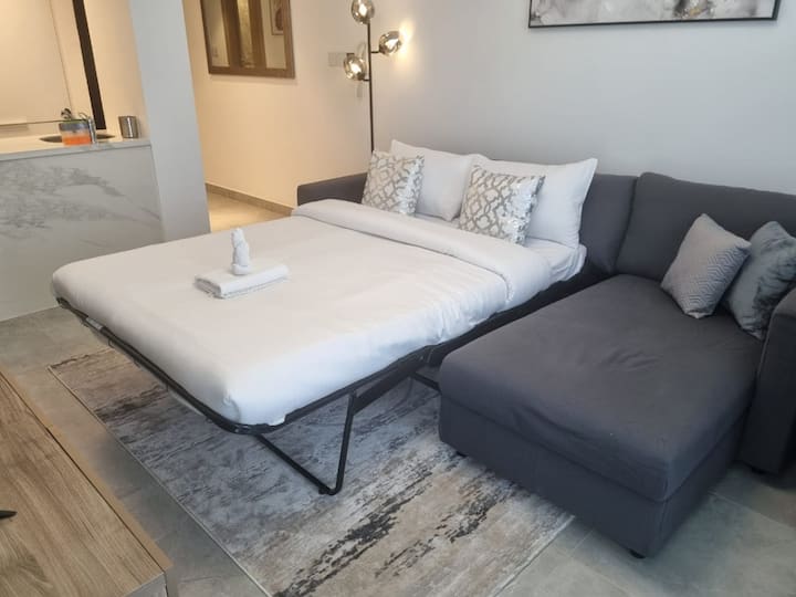 WhatsApp Image 2024-11-22 at 22.37.24