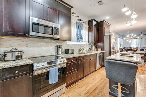 Successful Airbnb property: Unbeatable Hub 1 Mi to Mercedes-Benz Stadium, Dtwn in Washington Park