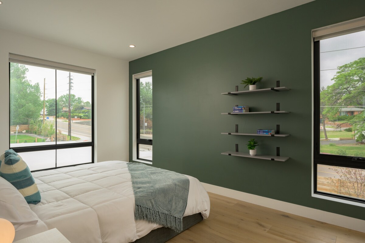 2303 Hillside Dr-074