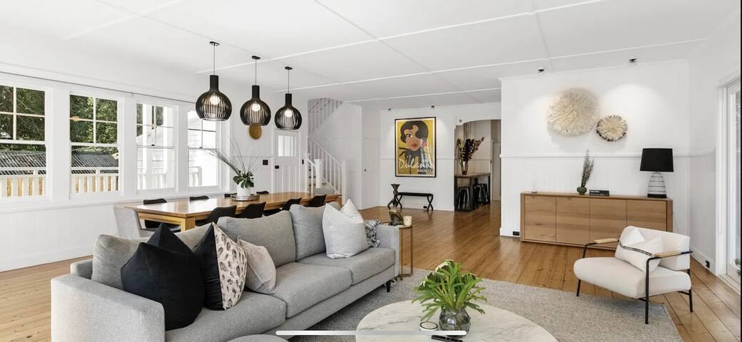 6 Bedroom Californian Bungalow gallery image 4