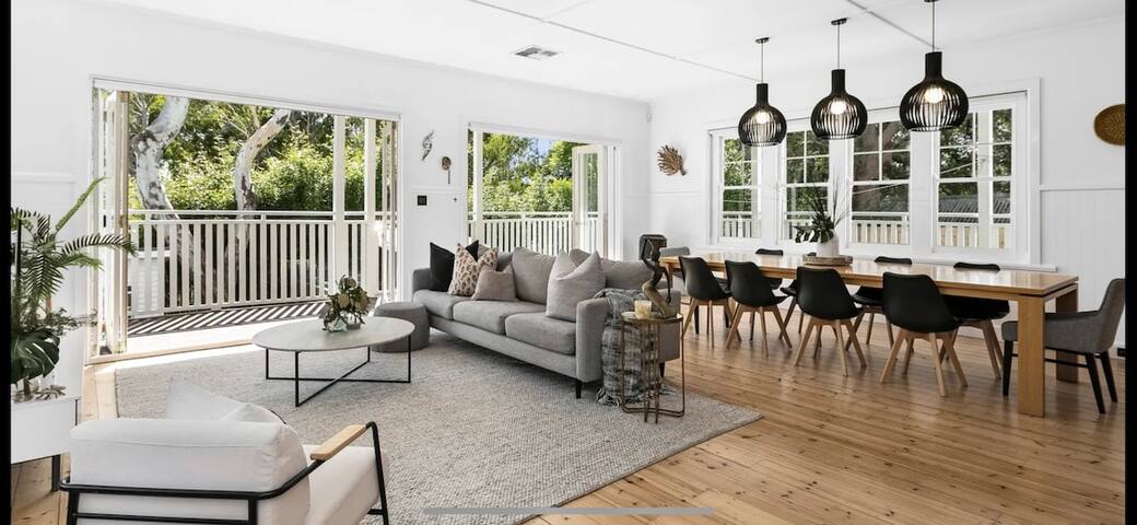 6 Bedroom Californian Bungalow gallery image 5