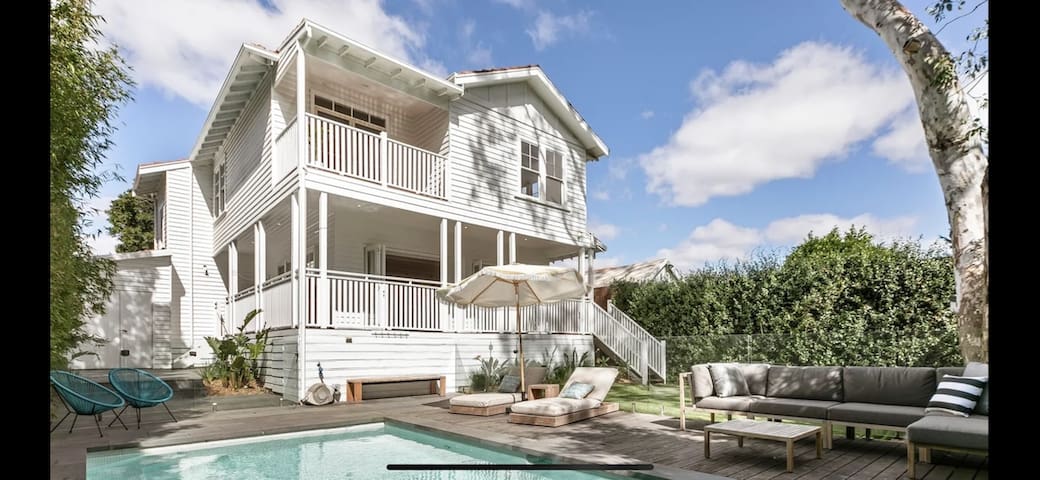 6 Bedroom Californian Bungalow