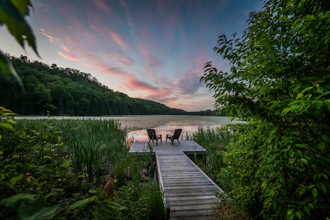 FaMILIA - 14 ppl/Lakefront/Spa/Pool/Near Tremblant