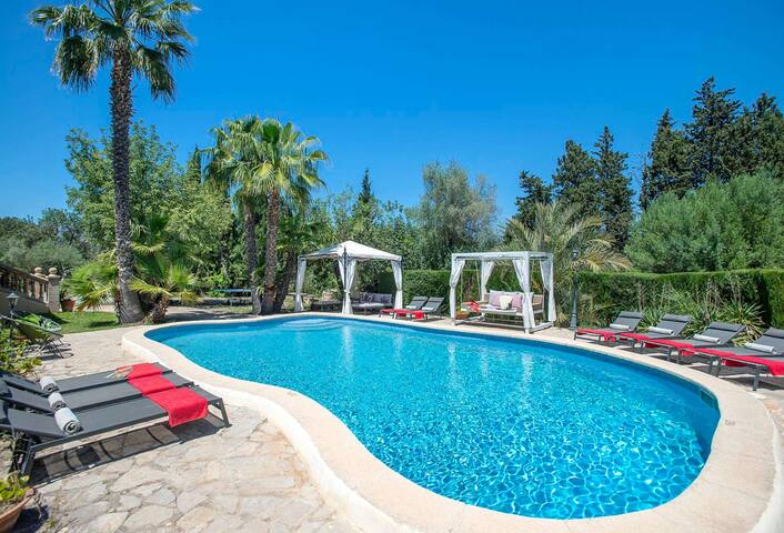 C’an Pontarro by Vintage Travel