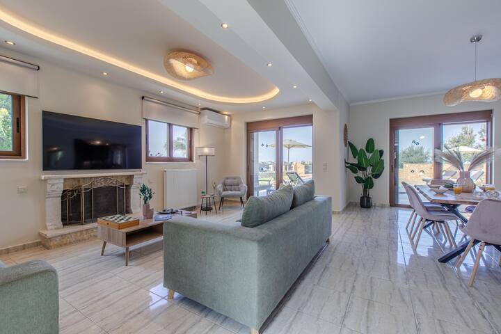 Anna by Vintage Travel gallery image 5