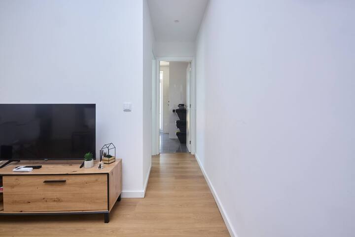 Oporto Yellow Villas 8 gallery image 4